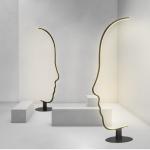 Aluminum Statue Metal Floor Lamp AC 85 - 265V 174 x 58 x 8cm