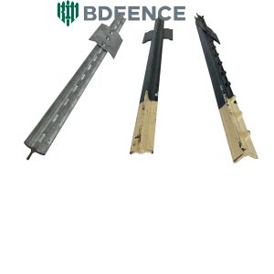 Construction Site Chain Link Fence Debris Containment