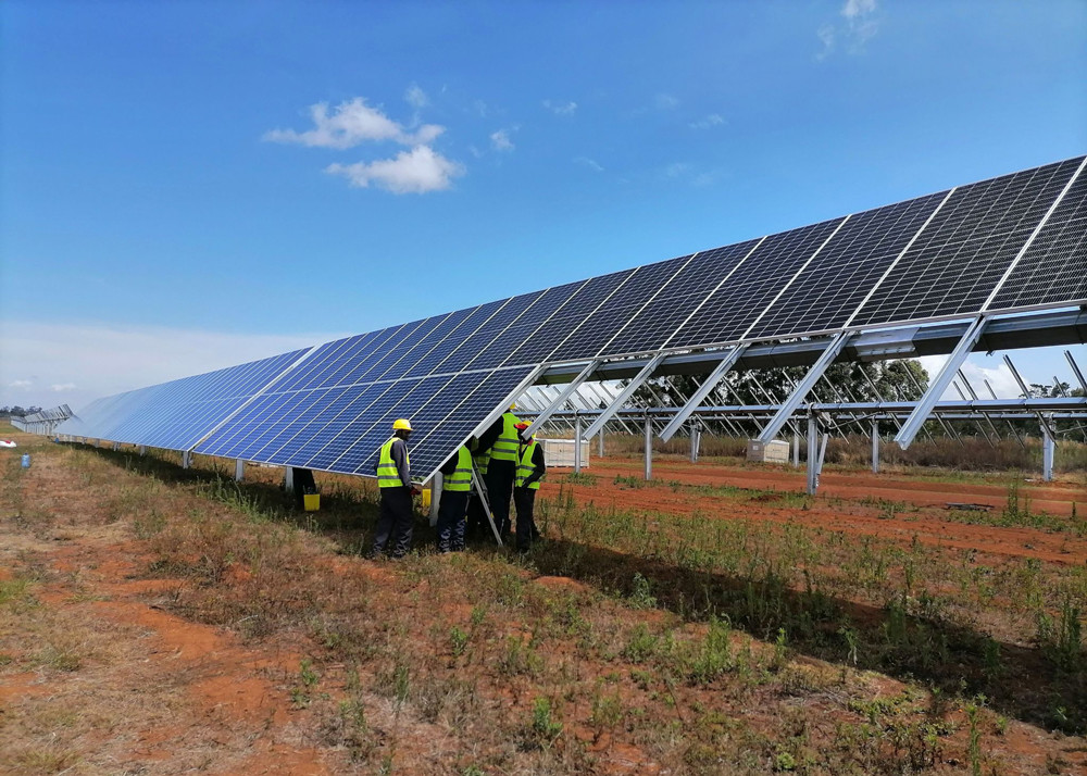 Solar Bracket Flat Single Axis Solar Tracker System With Longlife Guarantee
