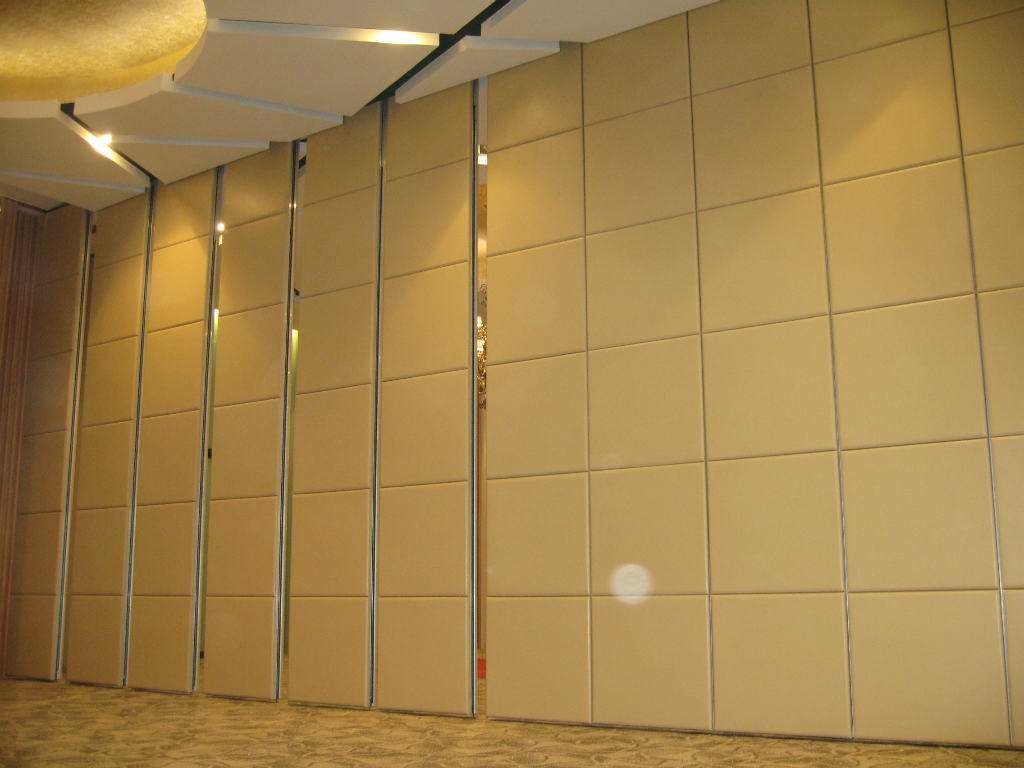 Aluminum Sliding Ceiling Tracks System Folding Partition Walls For Conference Room