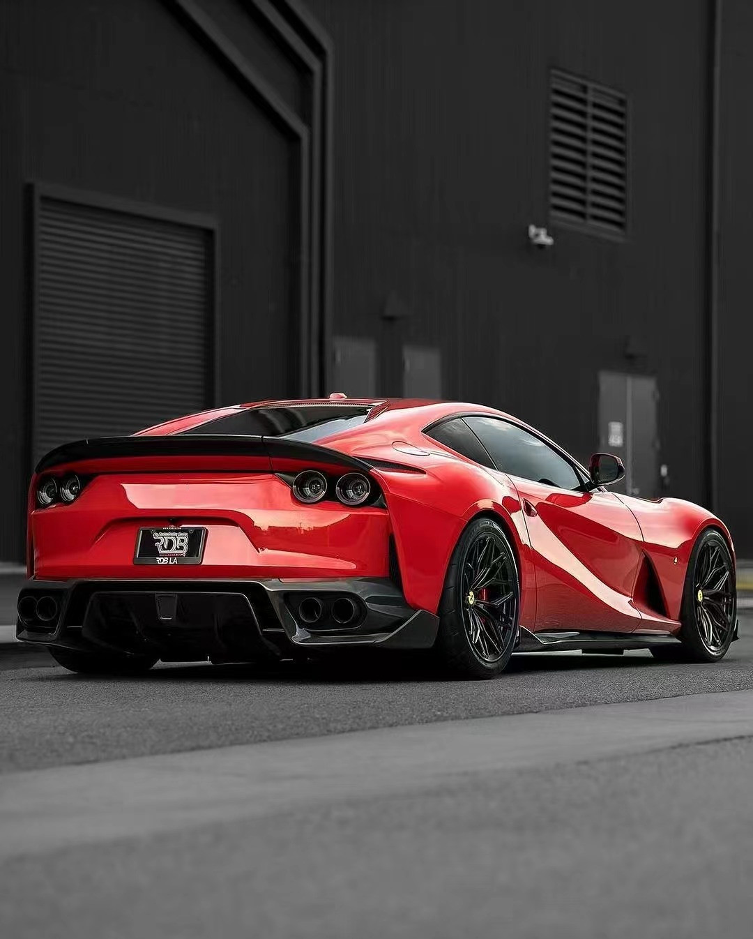 1016 Ferrari Body Kit 812 190mm Carbon Fiber front bumper diffuser Spoiler