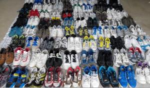 China Clean and Durable Used Shoes factory