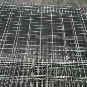 China Stainless Steel Industrial Welded Steel Grating Bar Grating with Flat Bar 30mm Pitch factory
