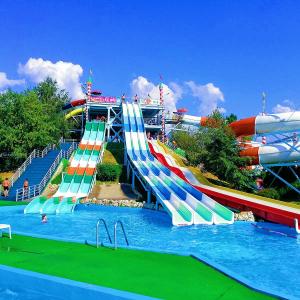 China ODM Kid Aqua Theme Park Swimming Pool Water Fun Toy Rides Fiberglass Slide Set factory