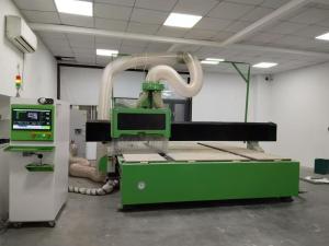 China Aluminum Honeycomb Board Wood Plastic Board Engraving Machine factory
