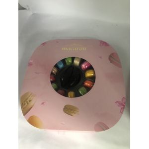 China Beautiful Portable Macaron Transparent Plastic Tray Chocolate Candy Box on sale