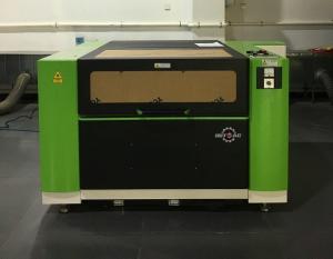 China 60W Single Double CO2 Laser Cutting Machine CNC 50HZ 60Hz factory