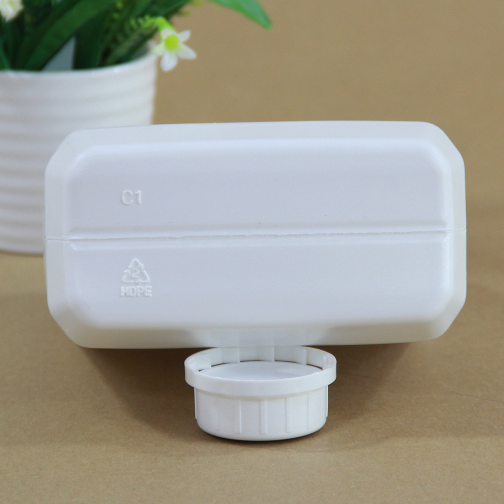 Plastic Square Barrel Jerry Can With Screw Lid Material Thickened Container 1L Supplied