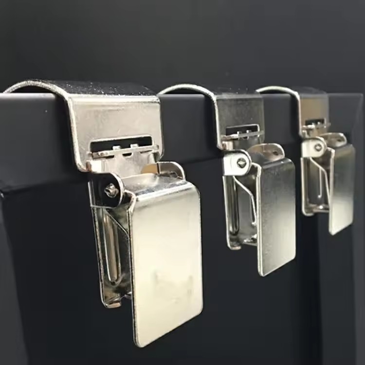 Stainless Steel Metal Rug Gripper Stamping Part Rug Hangers Carpet Hanging Clip