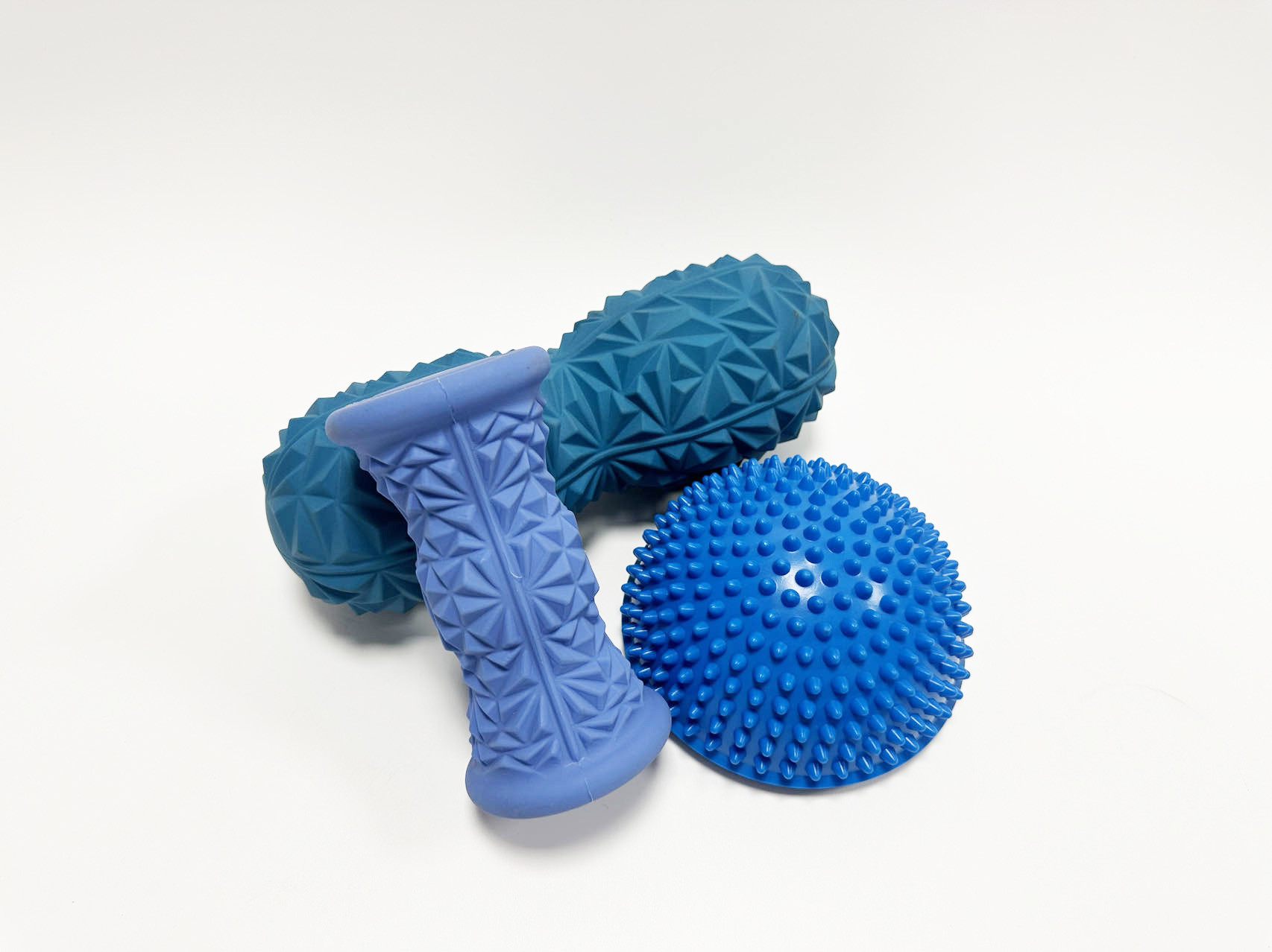 Massage Ball & Foot Roller 3-in-1 Set with Spiky Ball Lacrosse Ball Massage Roller - Ergonomic Design to Relieve Plant