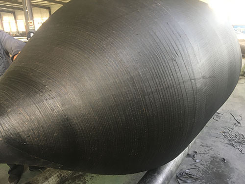 35000 Ton Bulk Carrier Boat Launching Airbag Salvage Air Bags 2.5m Dia
