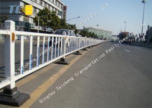 China Out Door Bolted Connected Steel Plastic White Fence Municipal Highway Galvanized Build factory