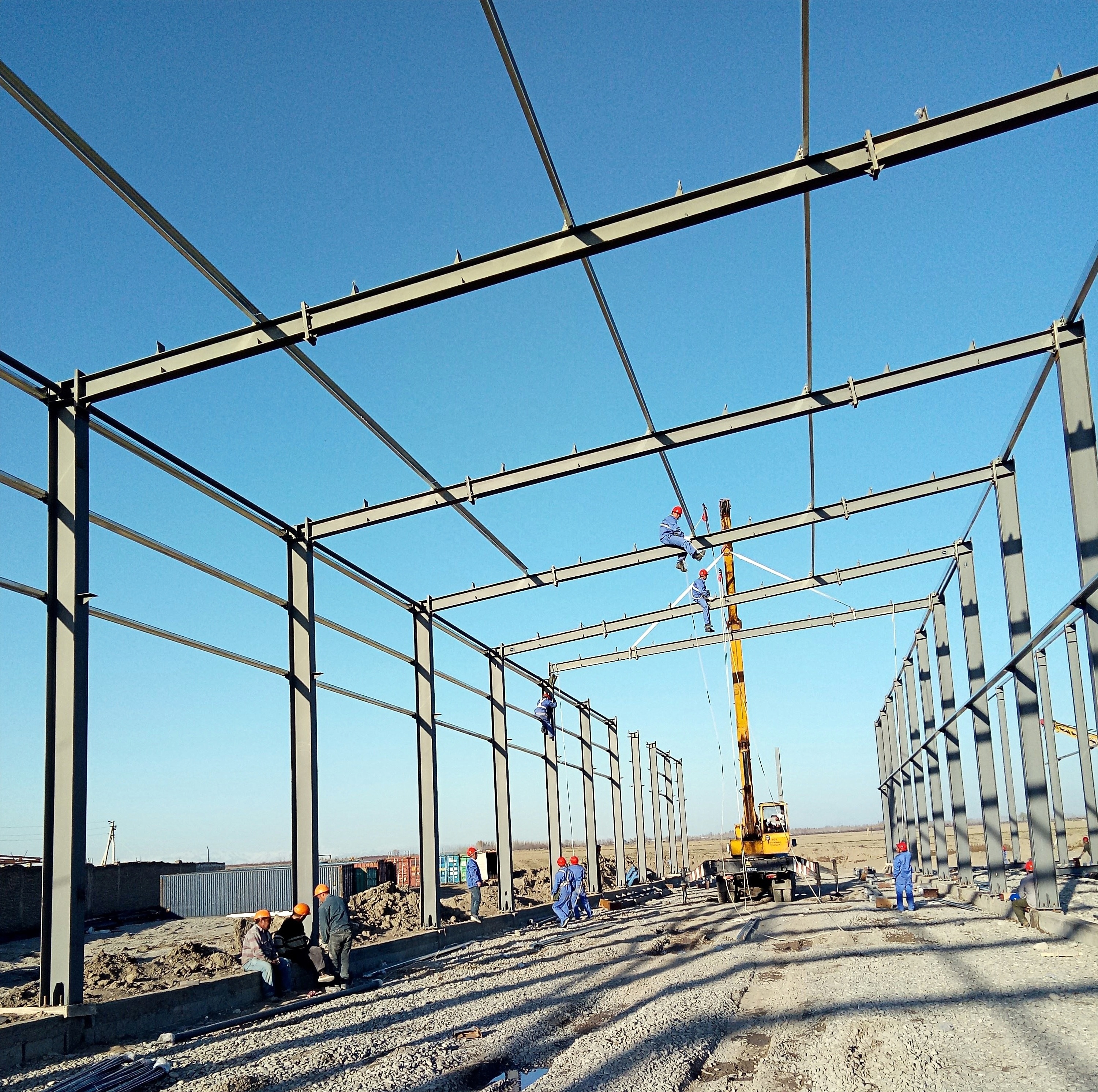 Prefabricated steel building structure