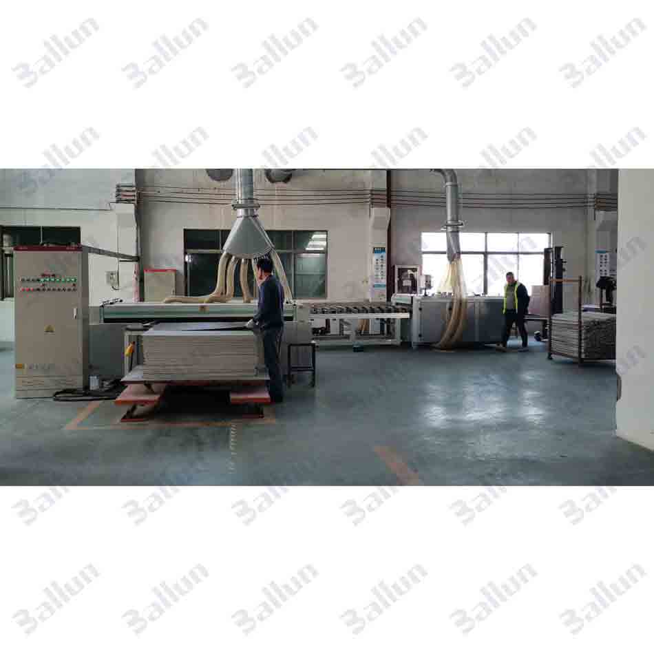 Customized 12"x24" SPC Flooring 7.2''x48'' Click LVT Flooring Tiles 0.7mm Wear Layer