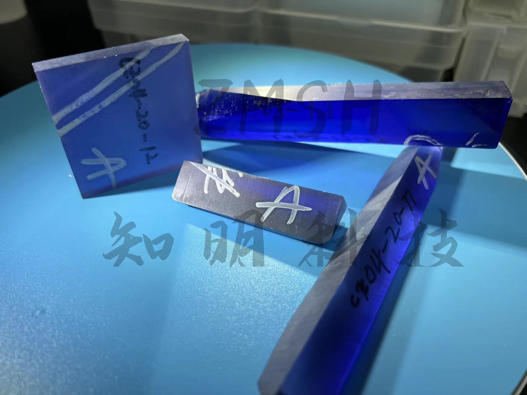 Customized Size Laser Optical Yellow Sapphire Crystal For Laser Rods