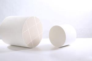 China Ceramic Membrane Filter 100CSI cellular catalyzed Diesel Particulate Filter factory