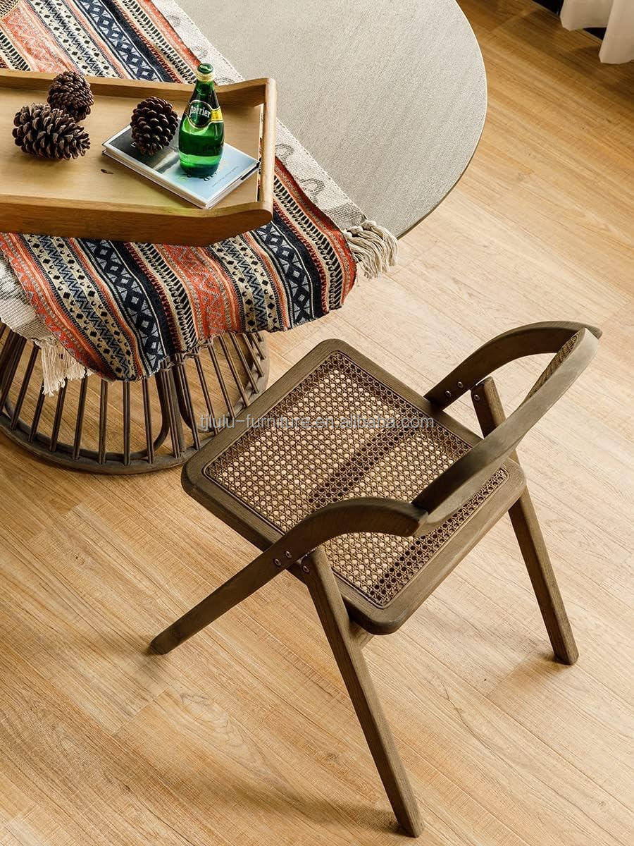 Stylish Morden Dining Fruniture Wooden Chair with Durable Rattan Seat and Back