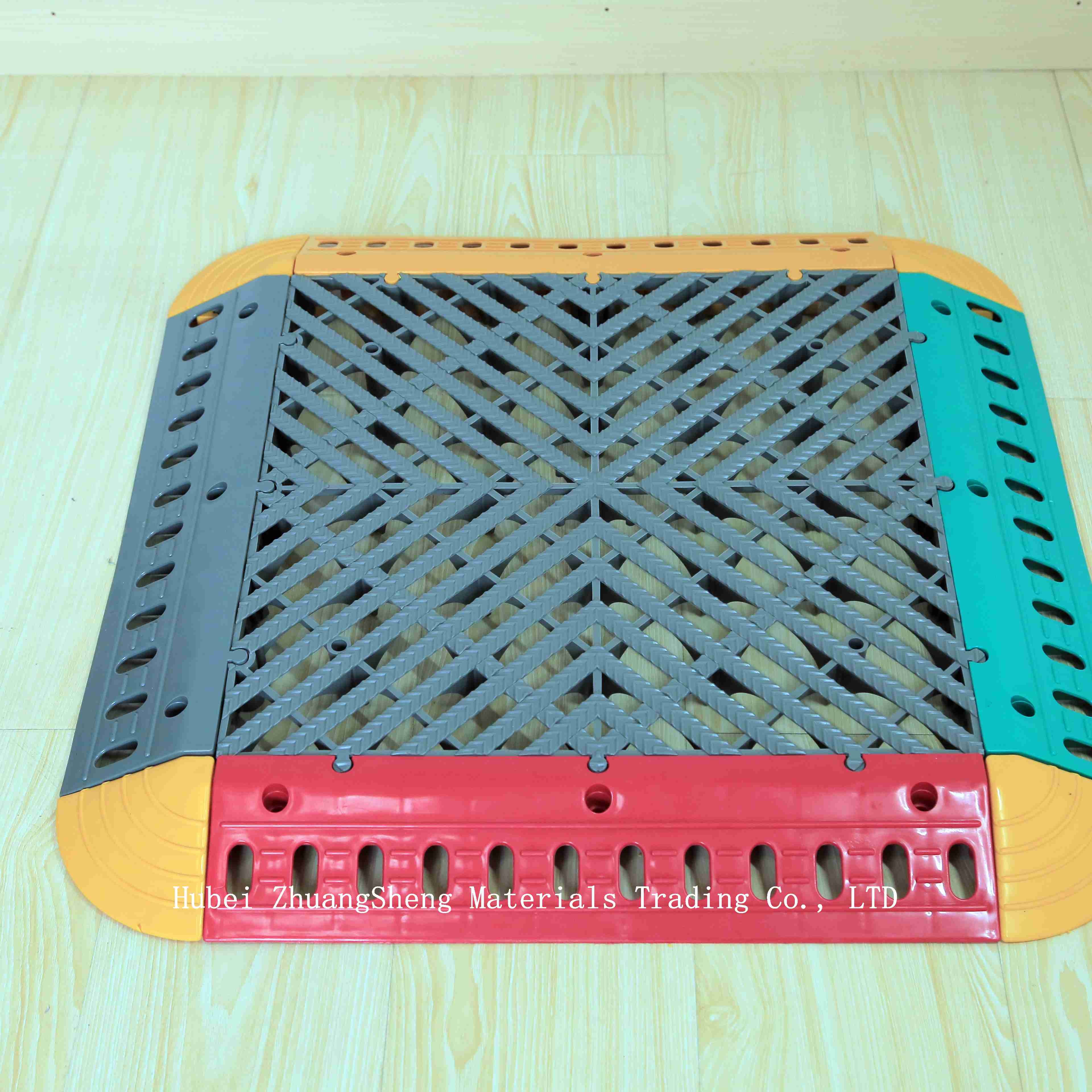 3.9mmChina Multi-Purpose PP Modular Suspended Splicing Plastic Flooring Anti-Skid Plastic Sports Flooring factory