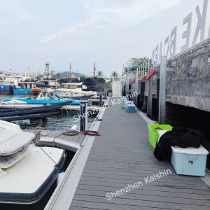 Durable WPC Floating Marine Docks Decking Aluminum Alloy Float Pontoon