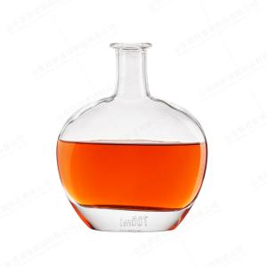 China Customized Logo Glass Bottle for Spirit Gin Liquor Whisky Rum Tequila Vodka 750ml 700ml factory