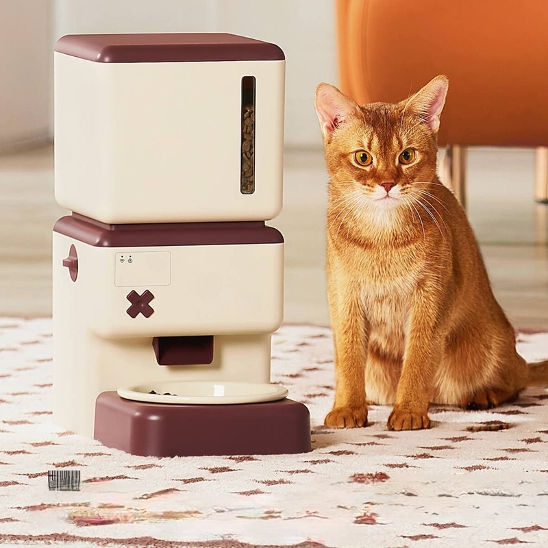 Wireless 2.4G WiFi App Pet Automatic Feeders 5000mAh Battery Auto Pet Food Dispenser