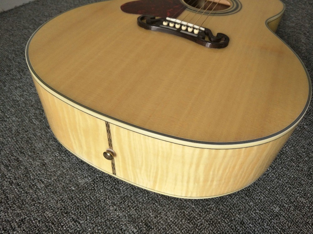 Left hand Acoustic Guitar 43 inches SJ200 Maple Acoustic Guitar Back / Side Tiger Stripes