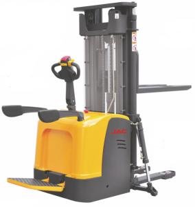 China Stand On Electric Stacker Truck , Electric Lift Pallet Stacker Low Noise Operation factory
