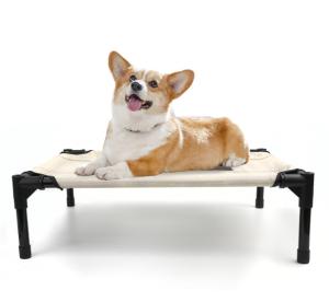 China Outdoor Raised Elevated Travel Pet Bed Cots With No Slip Feet factory