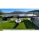Multi Functional Garden Artificial Grass 18900 Stitches / M2 Wear Resistance