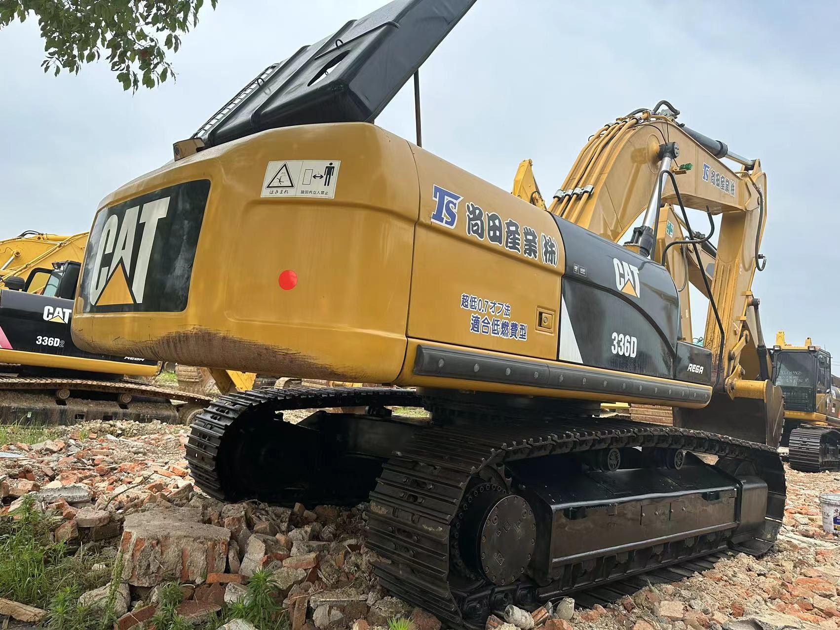 Japan CAT 336D Used Excavator 36 Ton Crawler Digger 200kw