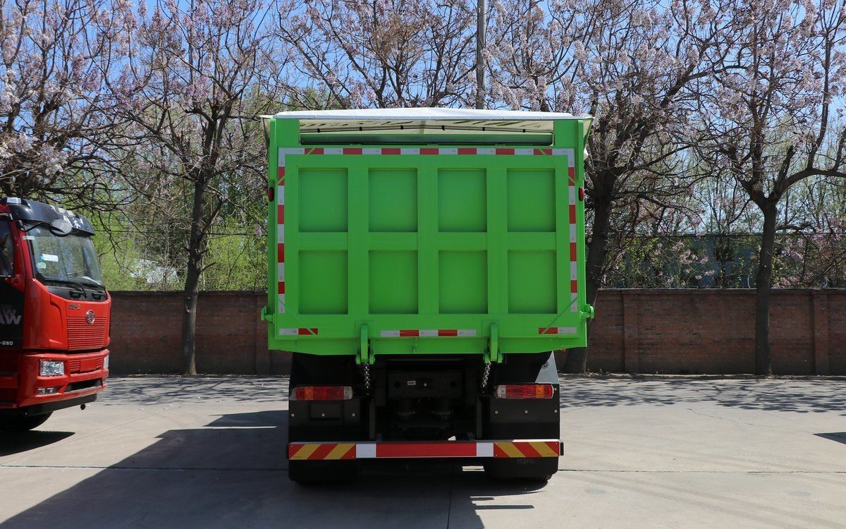 FAW Jiefang J6P Heavy Truck 420HP 6X4 Tipper Dumper Truck For Engineering Transportation