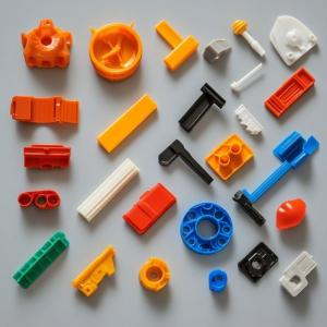 China Cold Runner Custom Plastic Injection Molding Parts Hot Runner Mould Parts PET PC PE factory