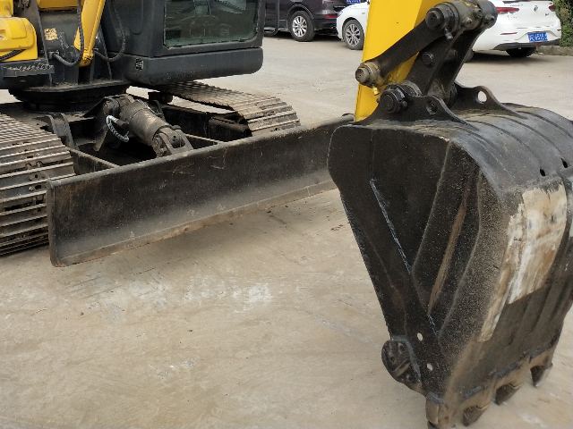 Hyundai R80-7 Excavator Bucket