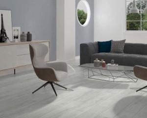 China Firebrick Wear-Resistant 200x1000mm Wooden Porcelain Strips For Bathroom Gray And Brown Inside Floor Strip factory