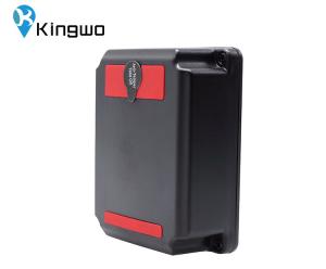 China CatM1 Wifi Tracking Device IP67 Waterproof Small Gps Tracker With Long Battery Life factory