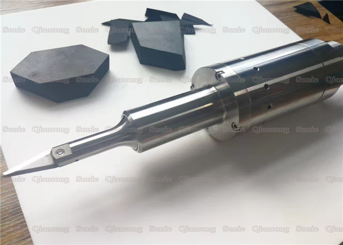 30khz Ultrasonic Cutting Machine For Cutting m Thickness PVC Synthetic Fabric
