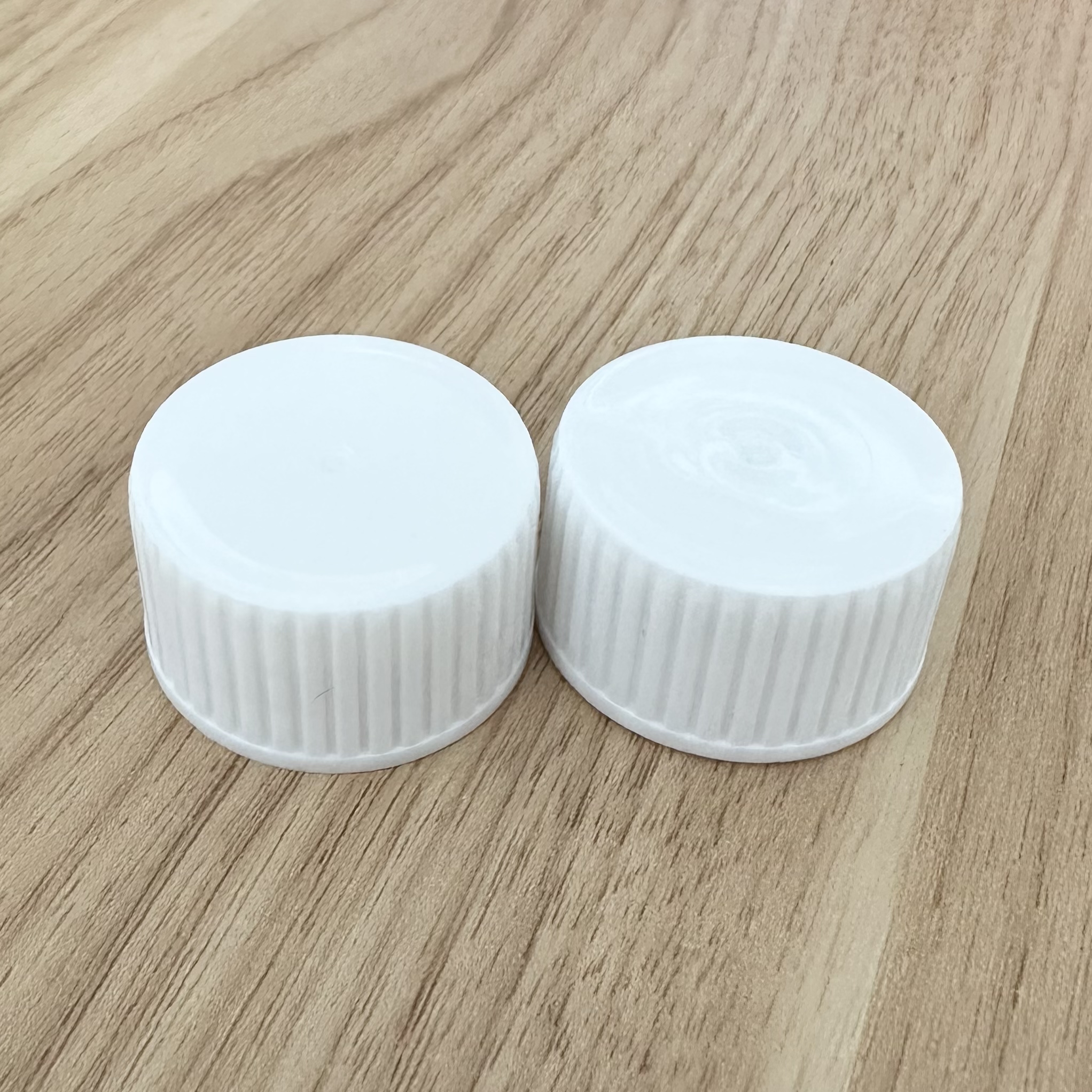 28/400 28/410 28/415 White Bottle Cap Non Spill Plastic Screw Cap Custom Order Accepted