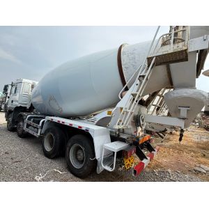 2021 Lingyu Used 16m³ Concrete Mixer Truck with SHACMAN Chassis