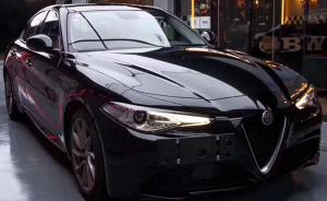 China Slidable Piano Black Vinyl Wrap 60µM Ultra Gloss Car Wrapping Film Roll factory