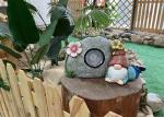 Unique Solar Magnesium Oxide Garden Statue Handmade Lifelike Gnome Stone