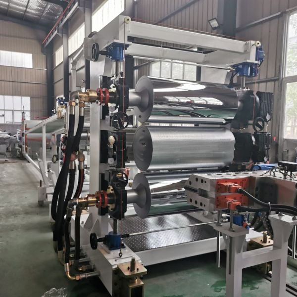 China Exhaust PP Hollow Sheet/Board Making Machine with Plastic Processed PP factory