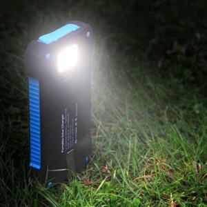 China ABS 12000mAh Polymer Battery Dual USB Waterproof Solar Power Bank with Flash light factory