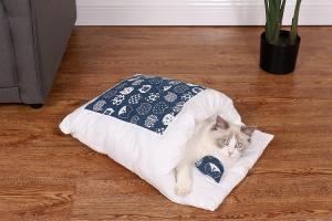 China Cat Nest Cloth Closed Pet Bed Mat For Durability And Cozy Comfort factory