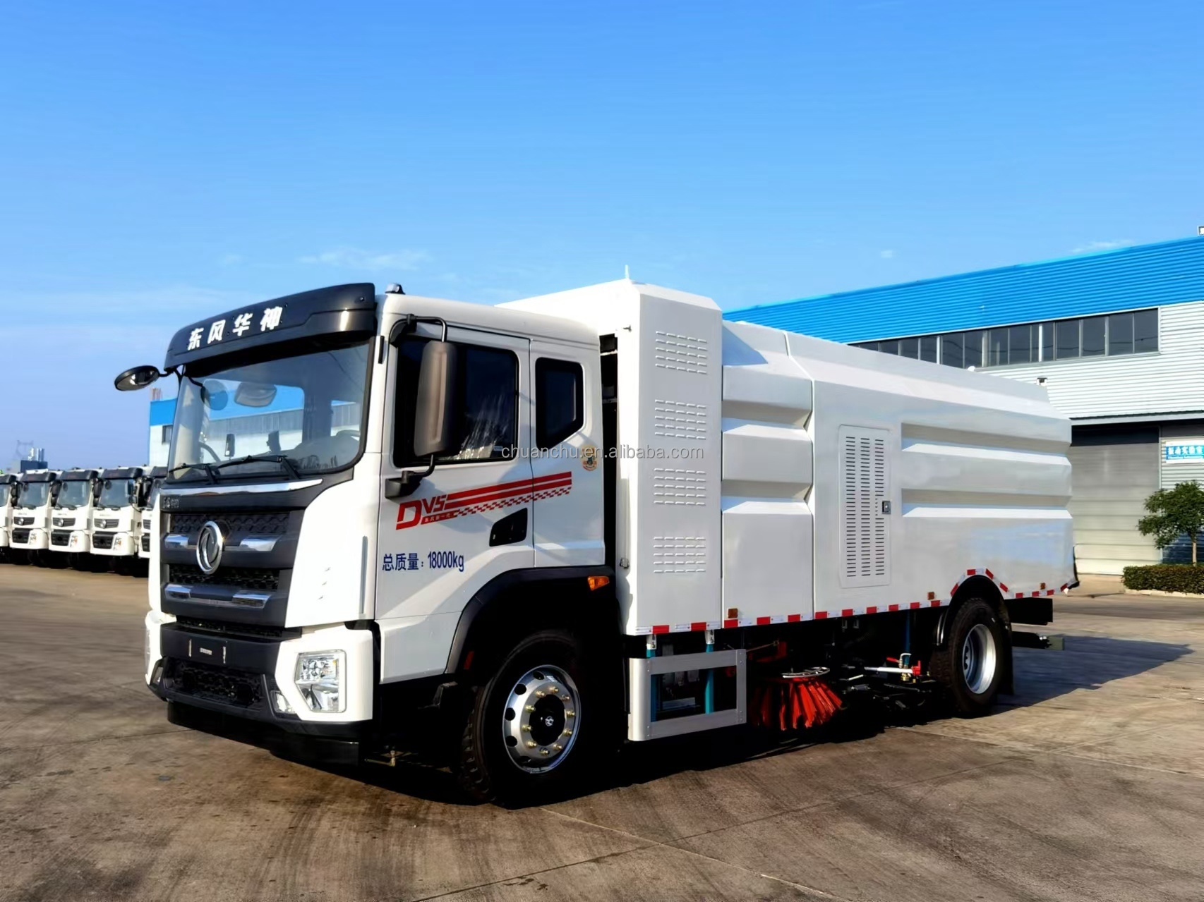4x2 Dongfeng Road Sweeper Truck 16 Tons High Pressure Jet Water Tank Road Cleaning Vehicle