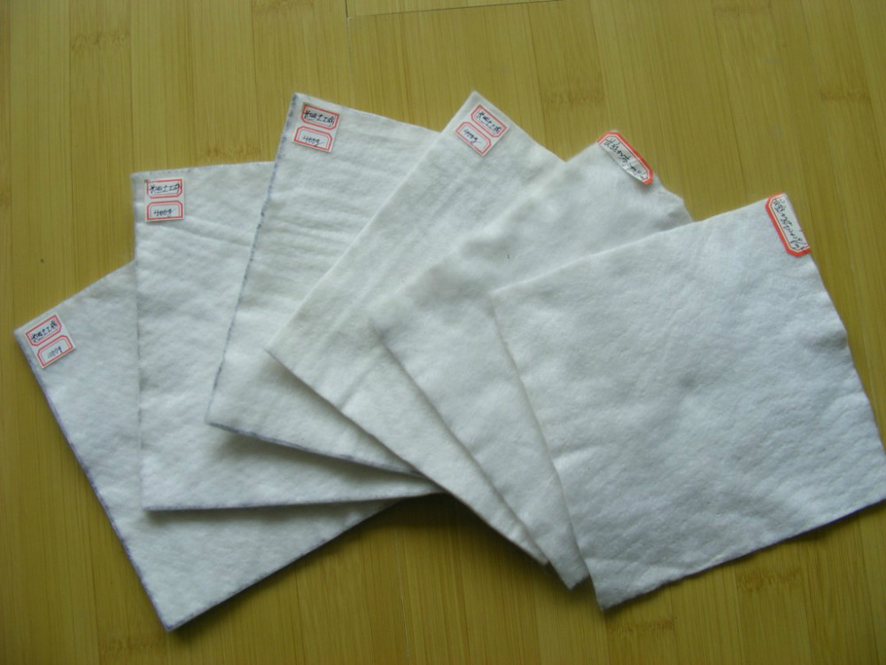Nonwoven Needle Punched Geotextile Slope Protection 400g Filter Fabric for Retaining Walls
