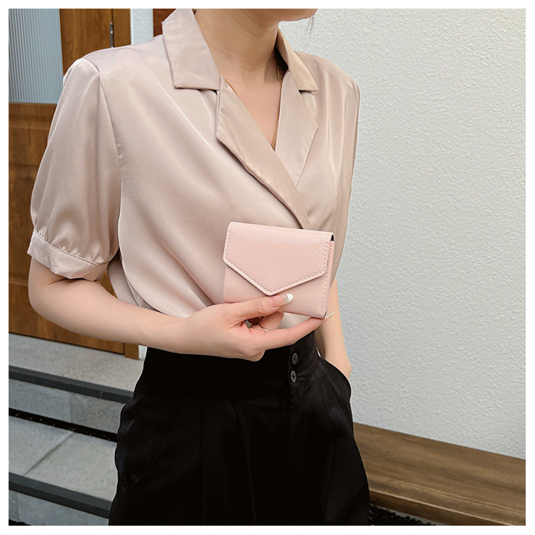 Availiable Women's Leather Card Wallet Holders with Coin Purse and Short Wallet Length