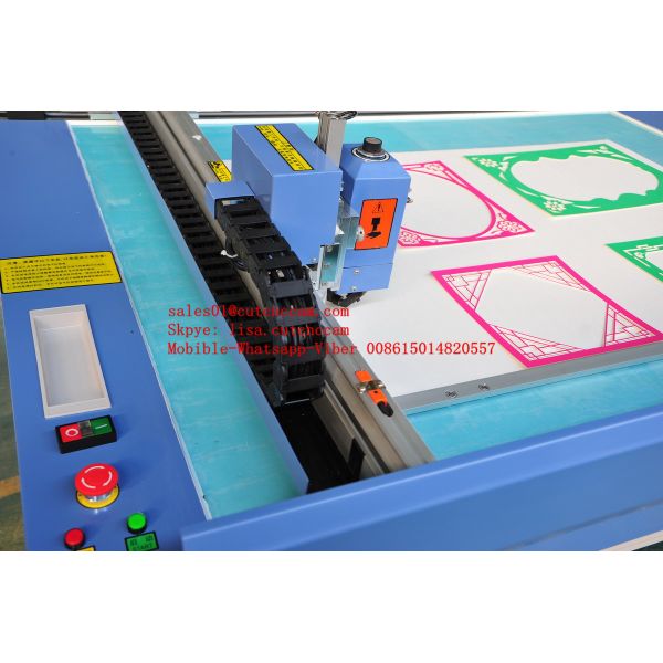 China Automated Customized Decoartive Frame Cutter Machine With Emboss & Pen Tool factory