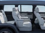 Plug In Extended Range Hybrid Vehicle Automobile Large SUV Four Wheel Drive