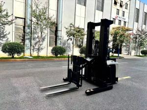China 1.5 Ton Electric Reach Forklift Boost Warehouse Efficiency with a Compact Single-Reach Forklift for Narrow Aisle Operat factory