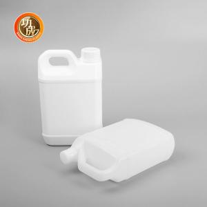 China Empty Thickened PE Chemical Plastic Water Bottle With Handle factory